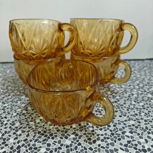 5 x vintage amber glass punch cups in the Williamsport pattern by Hazel-Atlas,