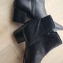 women shoe Image 4