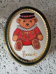 Collectible Harrods Beefeater Teddy Bear Tin Box