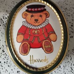 Collectible Harrods Beefeater Teddy Bear Tin Box