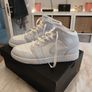 runners Air Jordan 1 mid Image 2