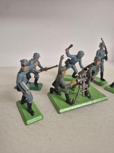 Britains Deetail German