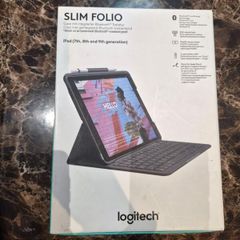 Ipad Logitech Keyboard Case 7th/8th/9th Generations