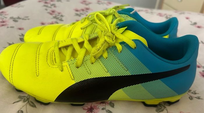Puma football boots size 6.5