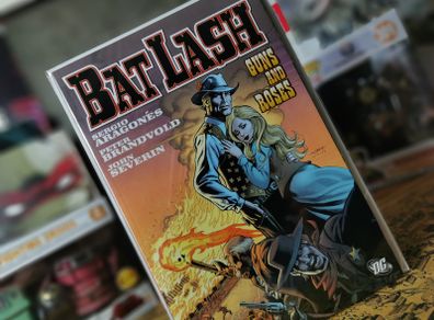 Bat Lash: Guns and Roses ! Western Comic ! Graphic Novel ! Trade Paperback ! 2008 ! by DC Comics !