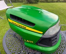 John Deere LA Series Bonnet / Hood