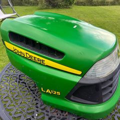 John Deere LA Series Bonnet / Hood