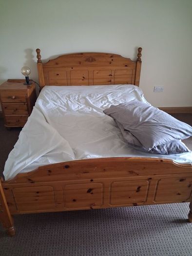 solid pine double bed