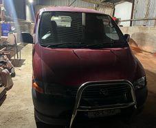 2005 Toyota Hiace