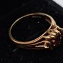 Vintage 9ct  yellow gold garnet ring Image 3