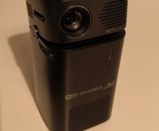 Keruo L7 Smart projector