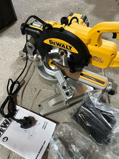 dewalt saw