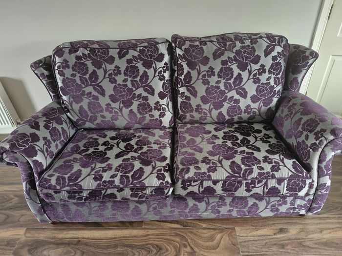 3 piece Suite & 2 armchairs