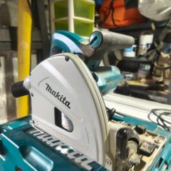 Makita plunge saw 110v  + rails + box