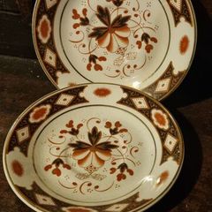 2 butter pat dishes or expresso saucers
