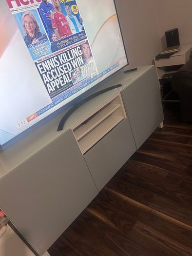 TV unit and matching sideboard in good condition
