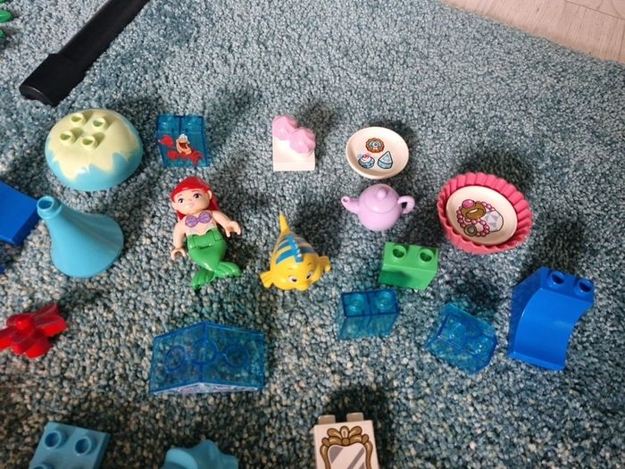 Duplo selection including Little Mermaid