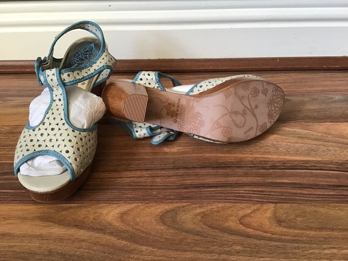 Firetrap Ladies Cream Leather High Heel Sandal Size 3