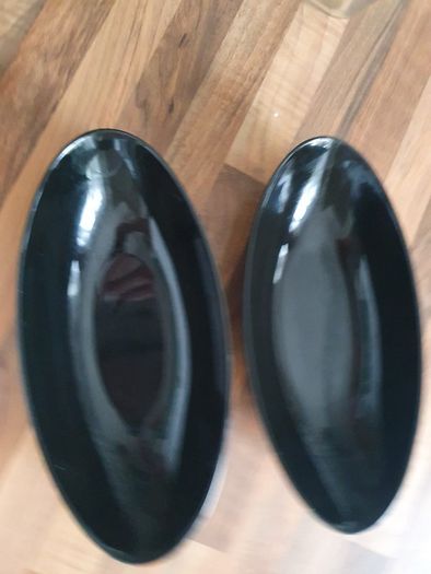 black bowl