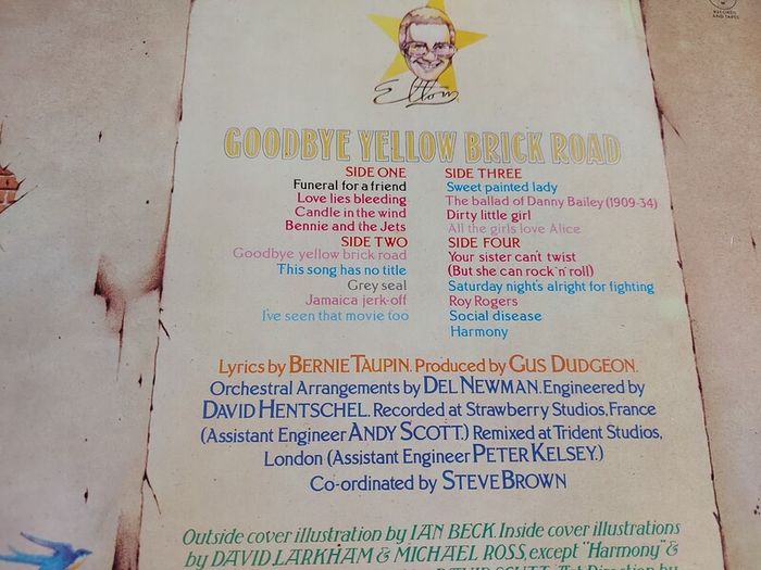 Elton John - Goodbye Yellow Brick Road - Double Vinyl Album + Hundreds More
