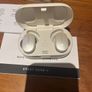bose quietcomfort earbuds Image 2
