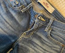 Hollister jeans size 23