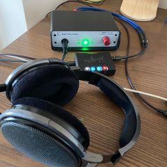 Legendary Reference Class Sennheiser HD650 open-back dynamic headphones boxed