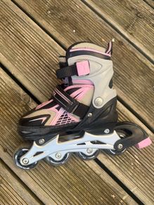 Gonex Inline Skates for Girls Boys Kids, Adjustable Light Up Roller Blades