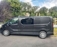 171 Renault Traffic Camper