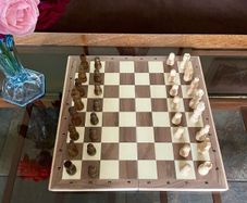 Vintage Style Marquetry Inlaid Folding Wooden Chess Checkers Draughts Pop Board Chess Pieces & Counters