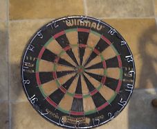 vintage Winmau dartboard