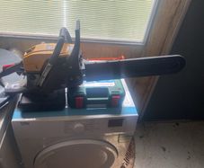 Texas Equip chainsaw