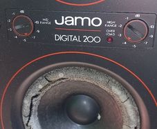 Jamo digital 200 speakers