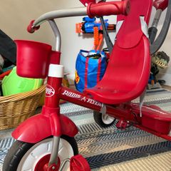 Radio Flyer 4-in-1 grow-with-me stroller tricycle