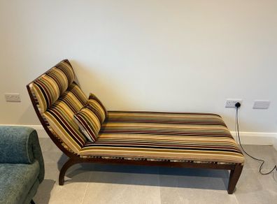 Chaise lounge