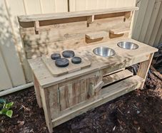 Play kitchens