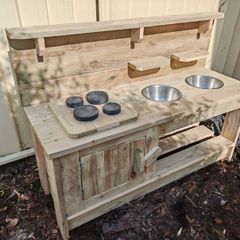 Mud kitchens