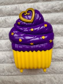 Polly Pocket Sweet Treat Cupcake Cafe Compact Mattel Miniature Doll House 2017 NO Lock Used Please see photos