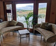 Continental Settee