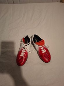 football boots for astro UK size 5