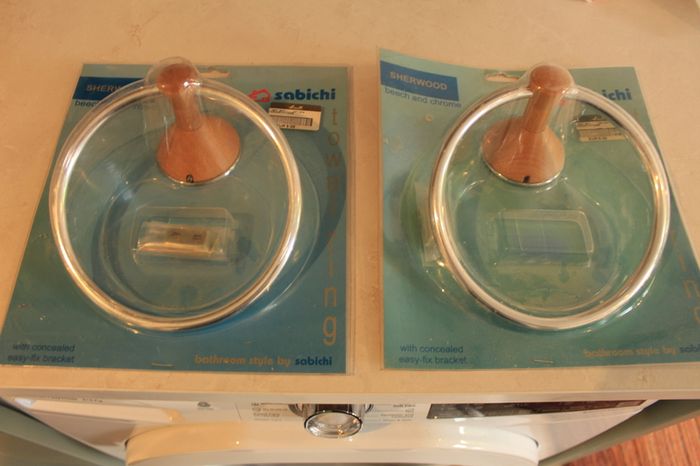 Pair of Brand New Sabichi Beech & Chrome Bathroom Towel Rings (Sealed)