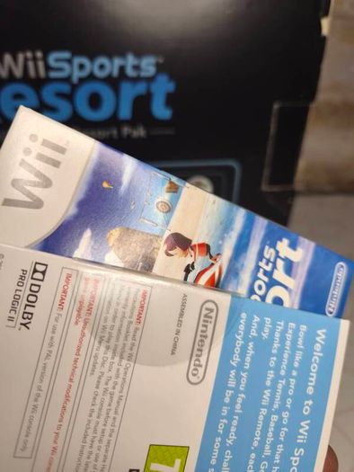 wii boxed  sealed 2 games