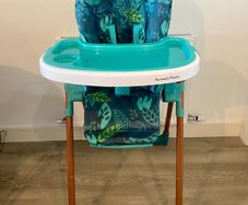 High Chair w/ newborn insert (Cosatto Noodle)