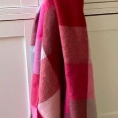 Gorgeous Pink/Red Checked Oversized Scarf Wrap Shawl Pashmina