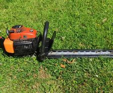 Tanaka THT210B hedge trimmer