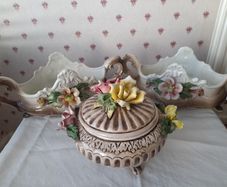 Italian pottery Capodimonte/Bassano