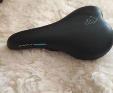 Saddle