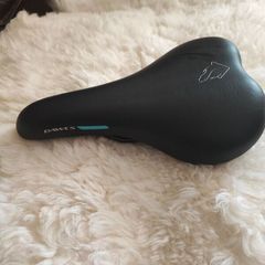 Saddle