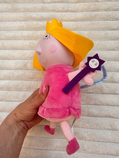 Ben & Holly's Little Kingdom approx. 26 cm. (with legs) Glow Friends Talking Glow Holly Used Please see photos