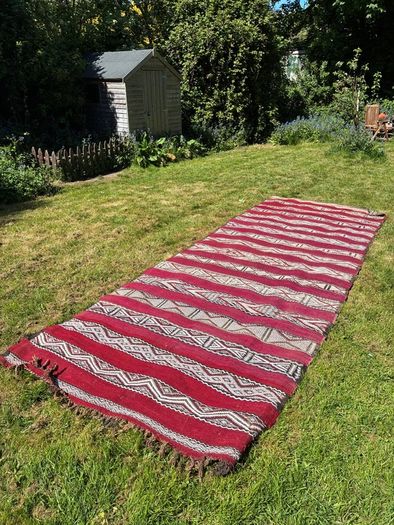 Moroccan Kilim Rug / Wide runner